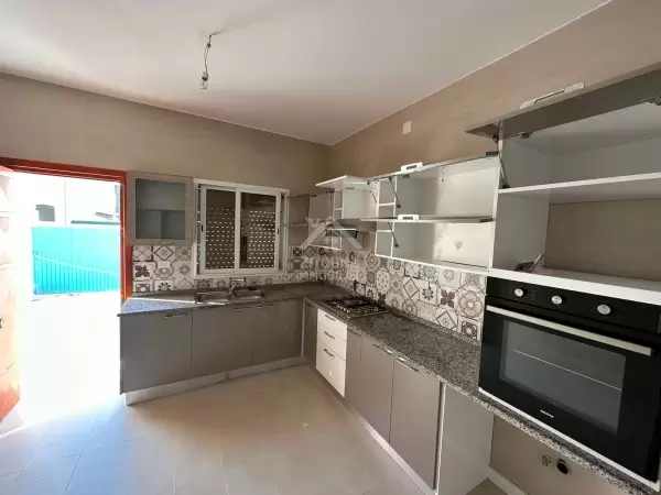 A louer un Rez de Chaussée de villa à la Marsa
