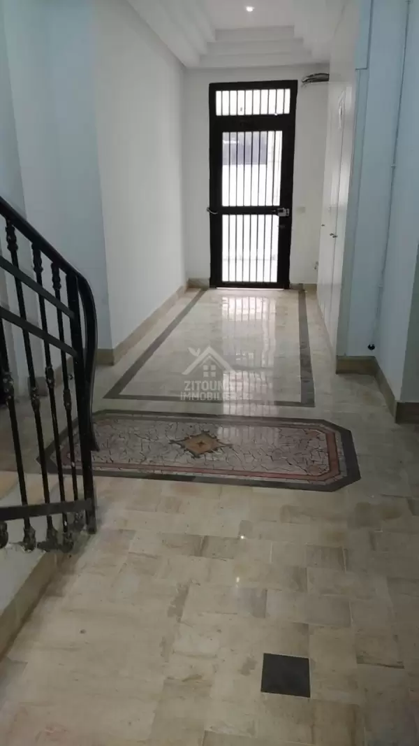 Immeuble à usage bureautique à vendre au Centre-Ville Tunis