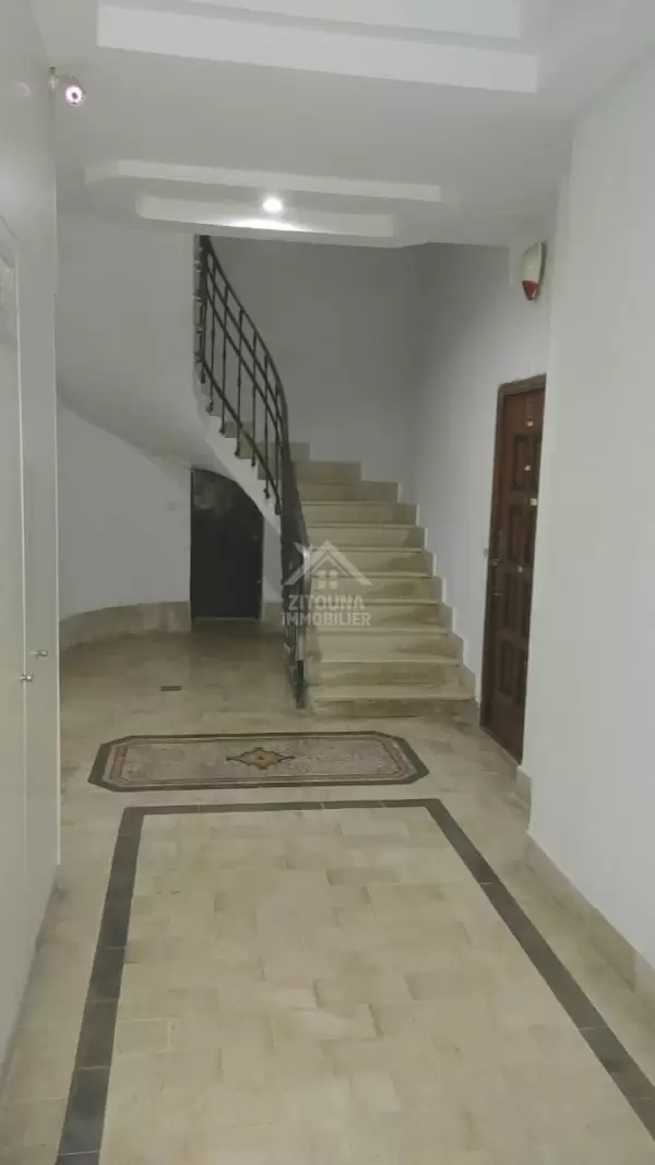 Immeuble à usage bureautique à vendre au Centre-Ville Tunis