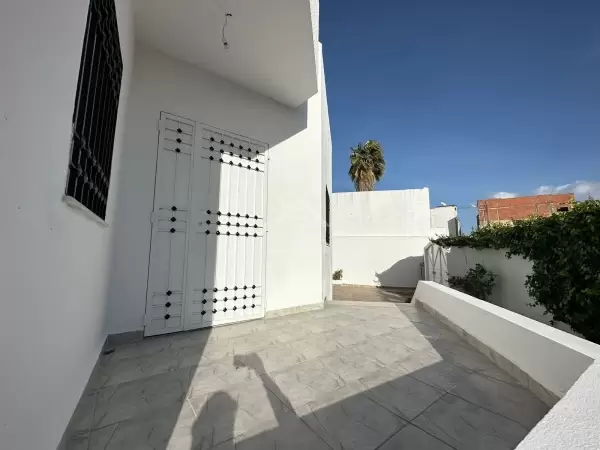A Vendre une villa à EL Mourouj 4