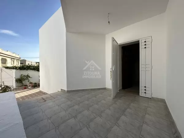 A Vendre une villa à EL Mourouj 4