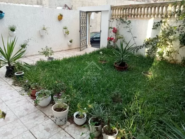 A louer un rdc de villa S+3 à à la Marsa Sidi Abdelaziz
