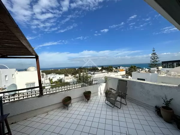 A louer un Appartement S+3 Meublé avec vue superbe au Golden Tulip
