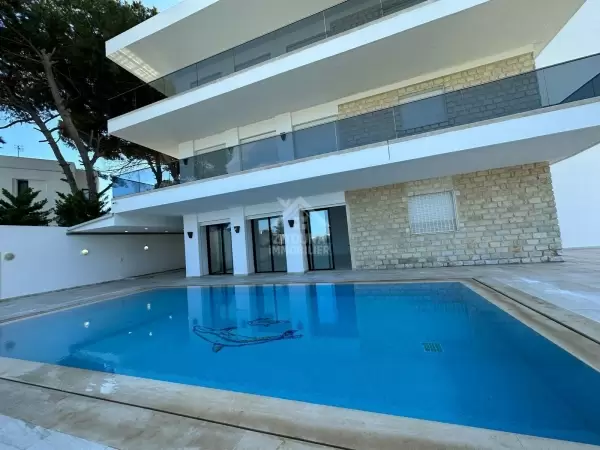 A louer une villa avec une vue imprenable sur mer