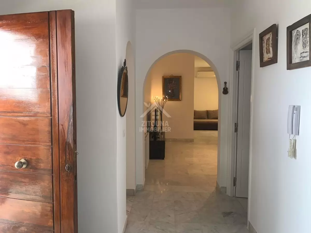 A louer un bel appartement S+2 meublé à la Marsa