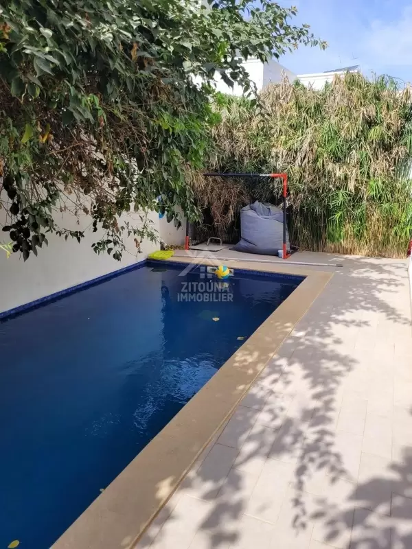 A Vendre une charmante villa à la Marsa Nassim