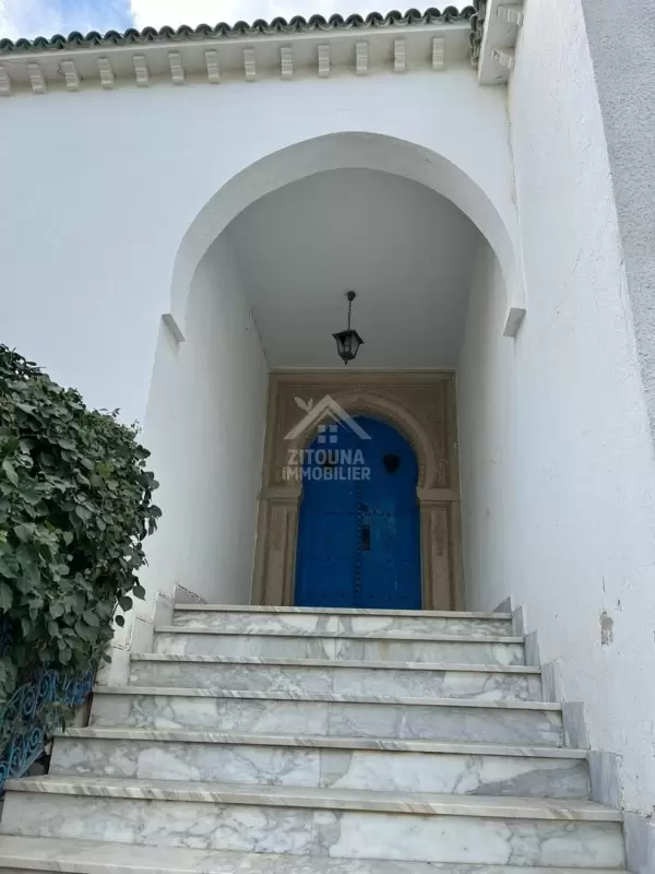 A vendre une demeure de charme à la Marsa Cube