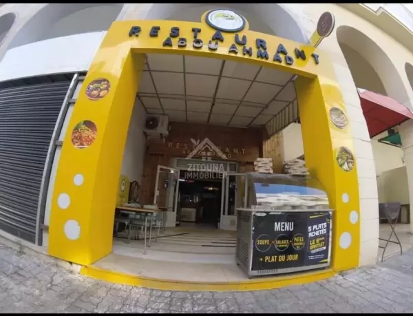 A vendre : Opportunité de Local Commercial (Restaurant) aux Berges du Lac 1