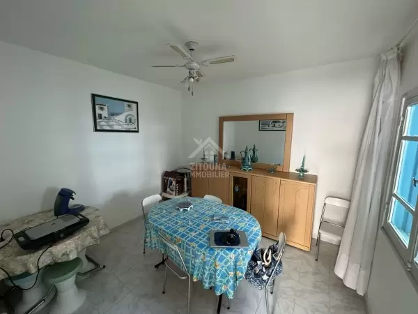 A Vendre un beau duplex à la Marsa avec jardin