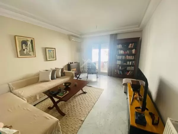 A louer un appartement à la soukra