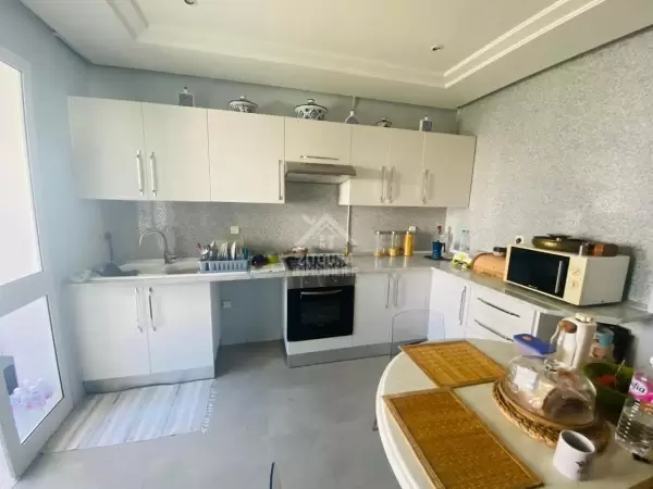 A louer un appartement à la soukra