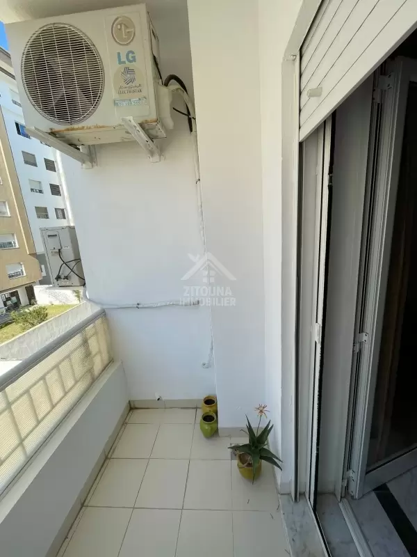 A louer un appartement à la soukra