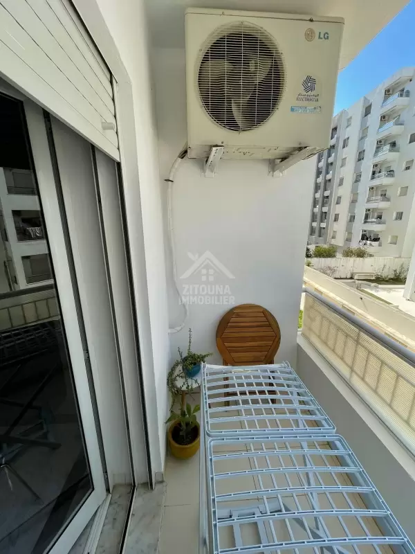 A louer un appartement à la soukra