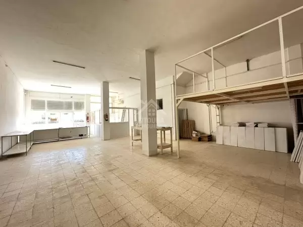 A Louer un dépôt de 450 m² à Sidi Daoued