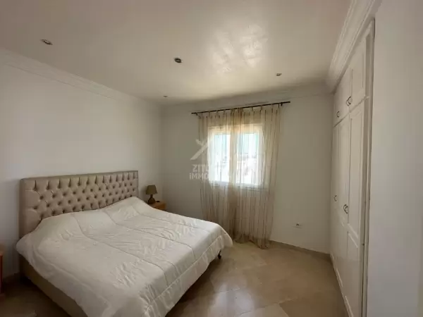 A Louer un appartement S+2 meublé à la Marsa Saada