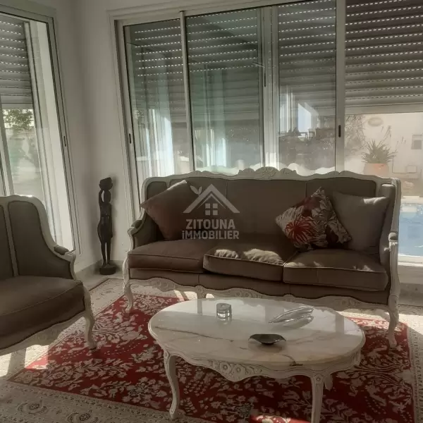 A louer un duplex avec piscine à la Soukra