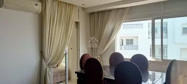 A louer un appartement meublé dans une résidence gardée à Gammarth Supérieur
