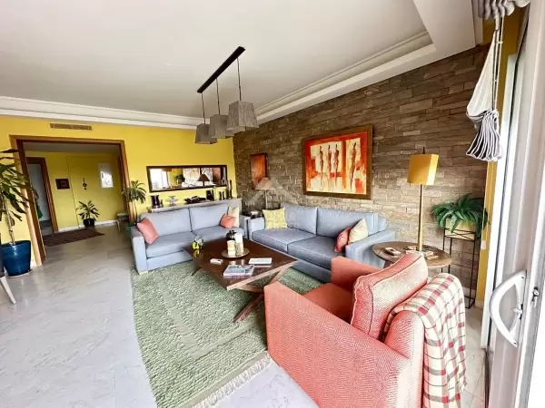 A louer un bel appartement meublé aux Jardins de Carthage