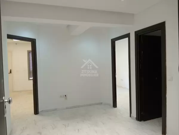 A Louer un Bureau à Tunis Belvédère