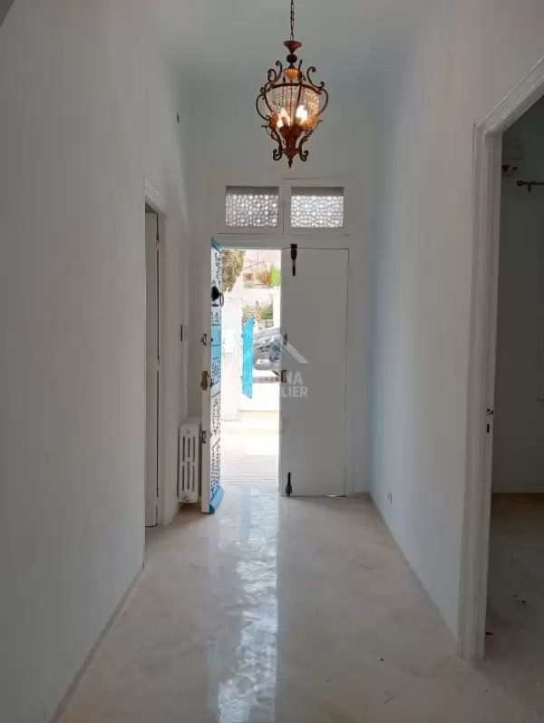 À louer un Rez-de-chaussée de villa de style arabesque à Sidi Bou Said