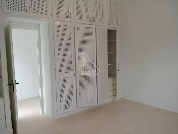 À louer un Rez-de-chaussée de villa de style arabesque à Sidi Bou Said