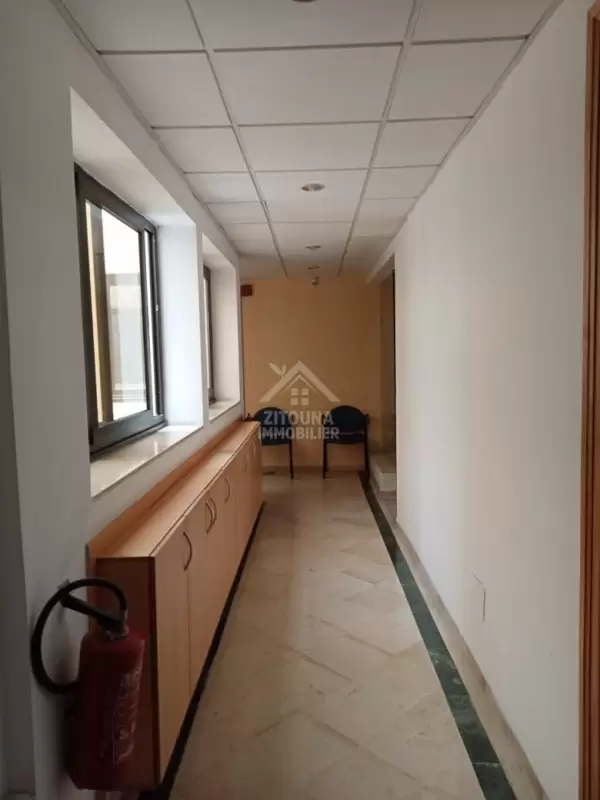 à louer un bureau centre urbain nord
