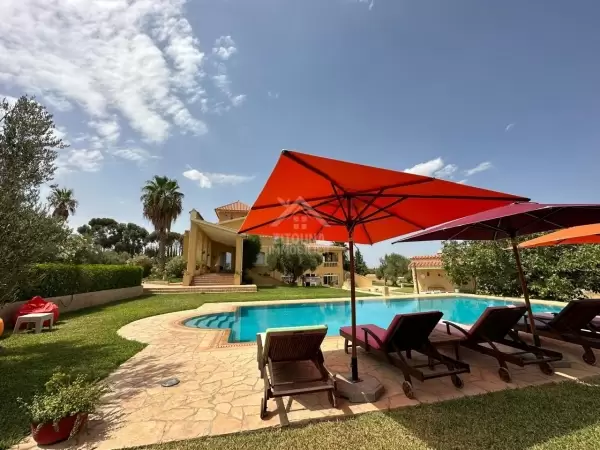 Majestueuse villa à vendre à Sousse