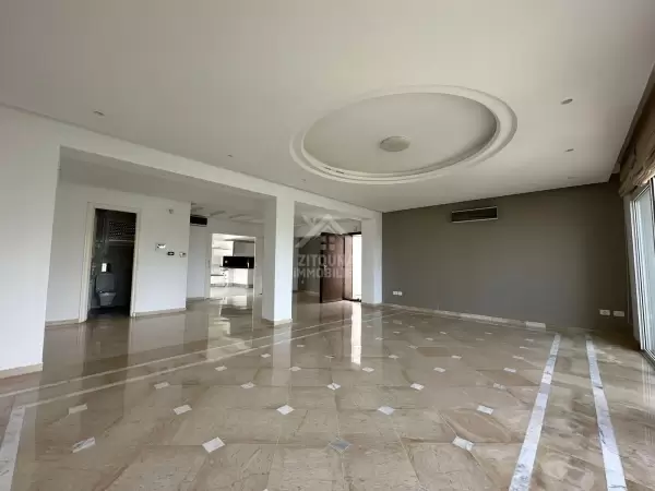 A Louer un appartement avec magnéfique vue sur mer à la Marsa