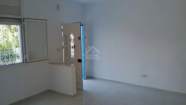 A louer un beau duplex à Sidi Abdelaziz la Marsa