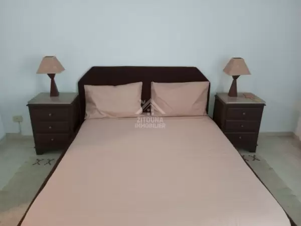 A louer un appartement S+1 avec jardin à la Marsa Ville
