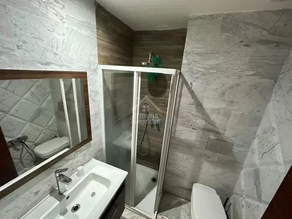 A louer un bel appartement s+2 meublé à la Marsa Plage