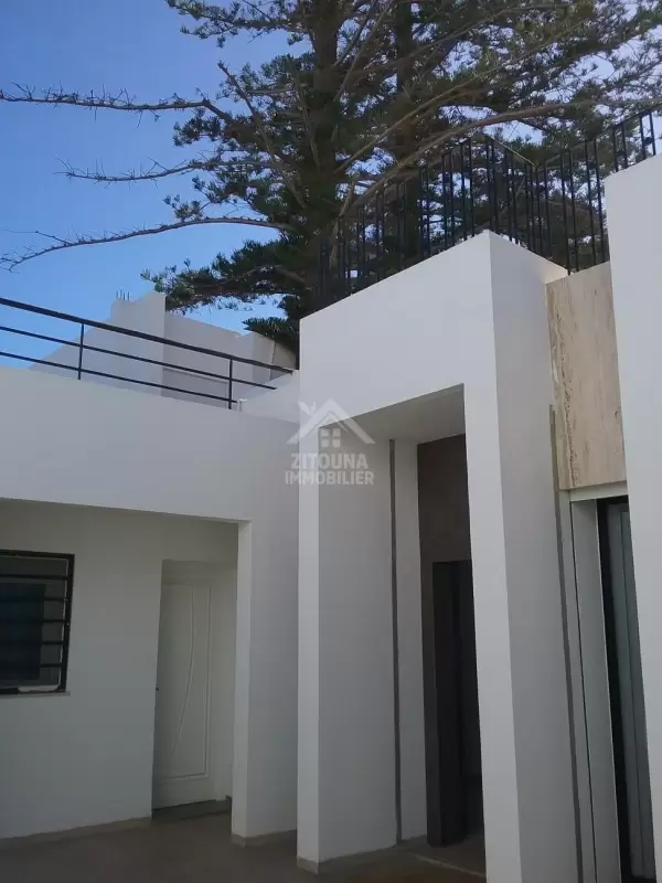 A louer un villa à La Marsa vue sur mer